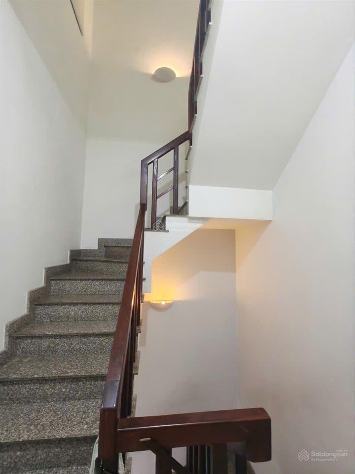 Nguyễn duy trinh (giáp q2) 232m odt (ngang 8) sd 341,6m nhà 3 tầng 8pn hoàn công  giá 21,5t