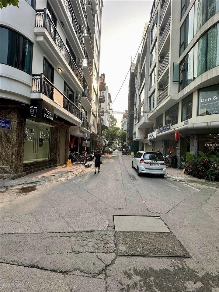 Nhà phốtt ba đình  bán đảo trúc bạch, 2 thoáng, kinh doanh, ô tô tránh vỉa hè, 110m2, mt 6.5m