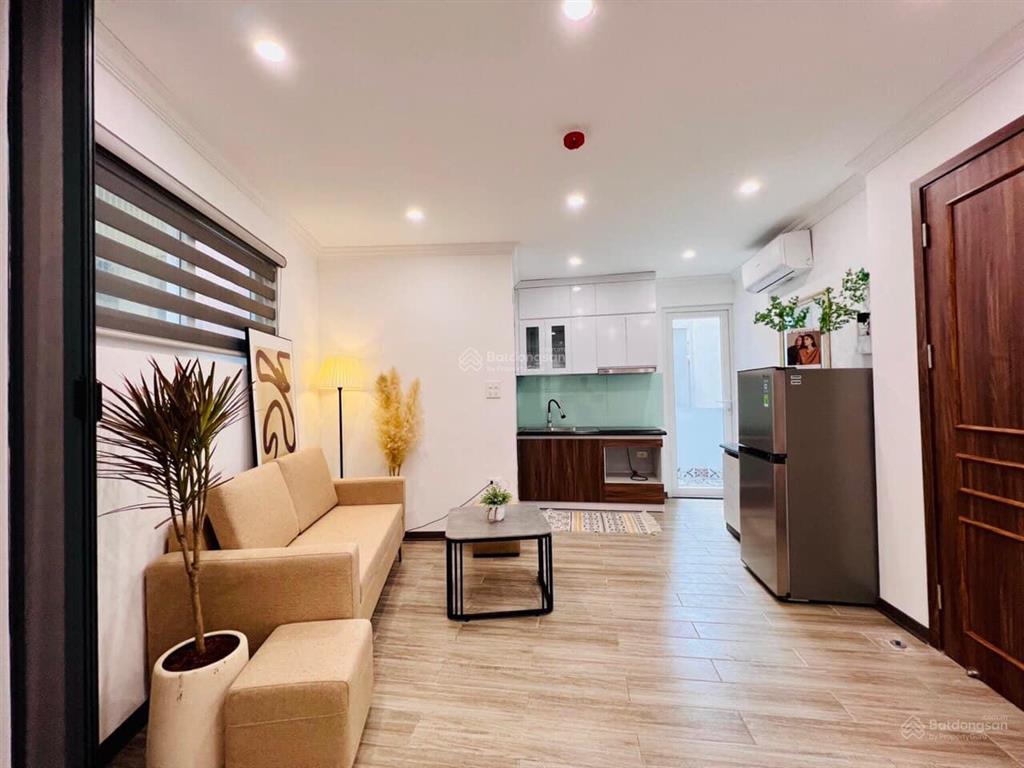 Nhà ngõ thuỵ khuê  tây hồ, nhà đẹp ở ngay, gần phố  gần hồ tây, ngõ thông, dt 30m2, mt 4m,