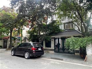 Biệt thự vip tây nam linh đàm, 200m²  mt10m, view vườn hoa  vỉa hè  ô tô tránh, giá 66 tỷ