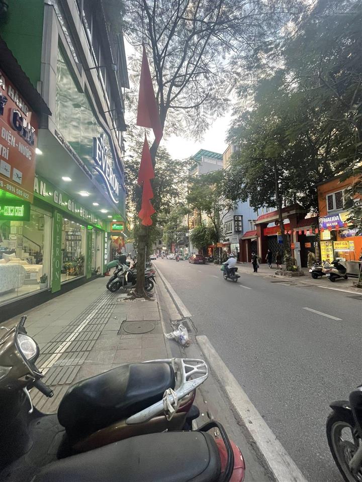 Giảm hơn 10 tỷ mặt phố quán thánh  ba đình, 50m mt 6m dòng tiền 400tr/năm 43.9 tỷ