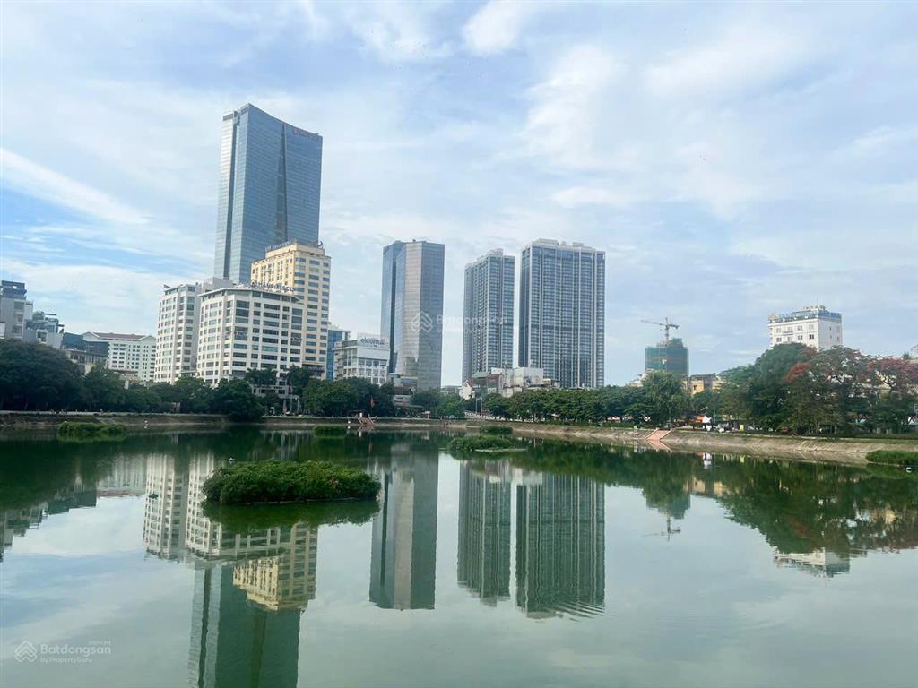 Hot! hàng hiếm mặt hồ ngọc khánh ba đình | 100m thang máy lô góc sân rộng view hồ triệu đô