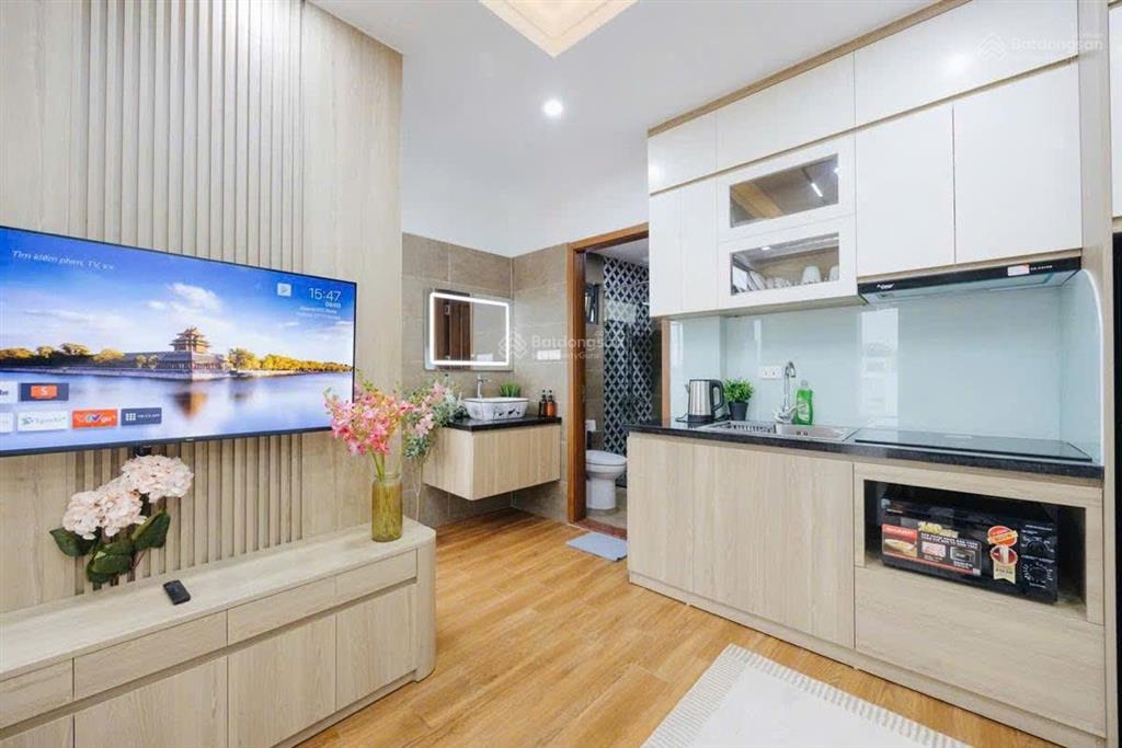Bán nhà apartment phố trịnh công sơn tây hồ, 170m2, mt 8m, doanh thu 200tr/t, 25 căn hộ, giá 6x tỷ