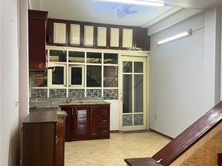 Cho thuê nhà riêng 4 tầng, 50m2, 20 triệu ở văn cao, ba đình, ô tô tránh, vỉa hè, ngõ thông, kd