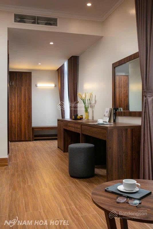Cho thuê tòa apartment mặt phố linh lang  ba đình, 180 triệu, 110m2, 14 phòng kinh doanh, phố vip
