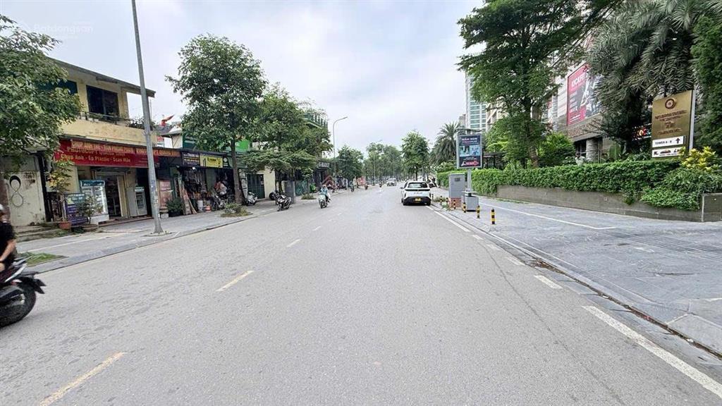 Bán nhà phố xuân diệu tây hồ | 450m | mặt tiền 20m | giá 108 tỷ, vỉa hè, quy hoạch ổn định