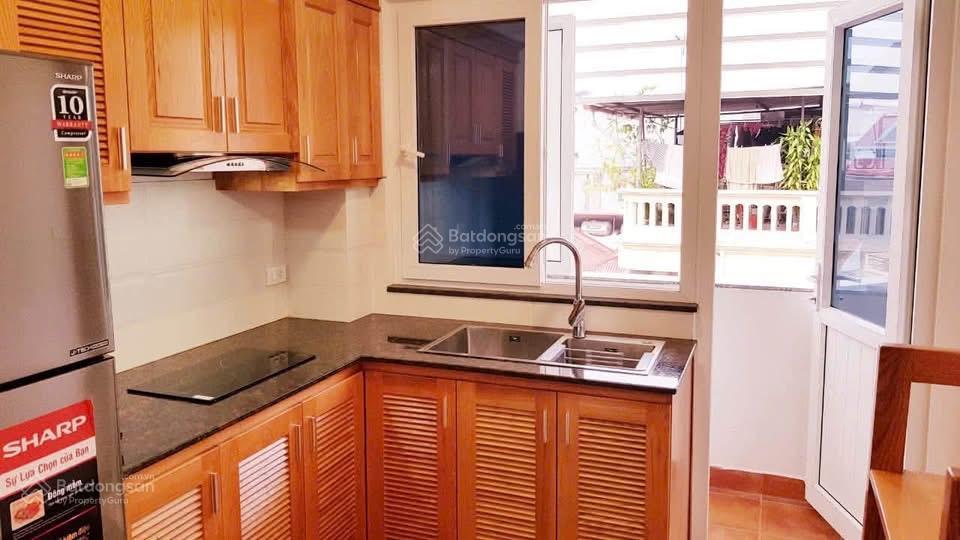 Bán nhà phố tôn thất thiệp  hoàn kiếm mới 66m2, 6 tầng thang máy, sân riêng để ô tô, dòng tiền cao