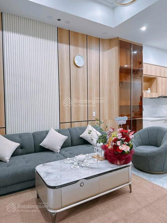 Hạ chào 500tr bán nhà phố hồng tiến long biên hà nội 38m2 xây 5 tầng ô tô đỗ cổng. giá 7 tỷ 700tr