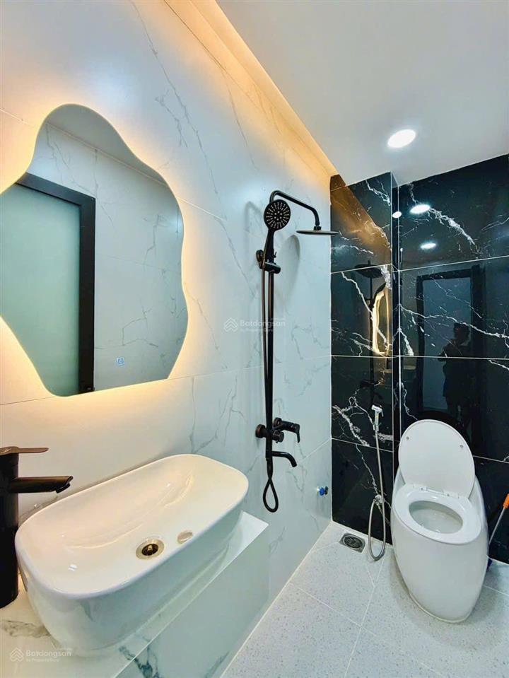 Cơ hội tích luỹ nhà 3 tầng 2.2 tỷ, pháp lý chuẩn, giá tốt