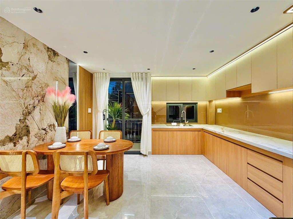 Hiếm! nhà võ văn ngân 2.39 tỷ  hẻm xe hơi, gần vincom plaza thủ đức
