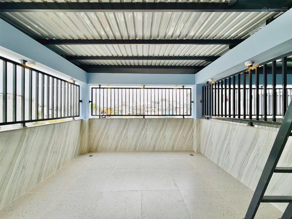 Nhà trung tâm huỳnh văn bánh  chỉ 3 tỷ 590  có thang máy  dòng tiền 22tr/tháng