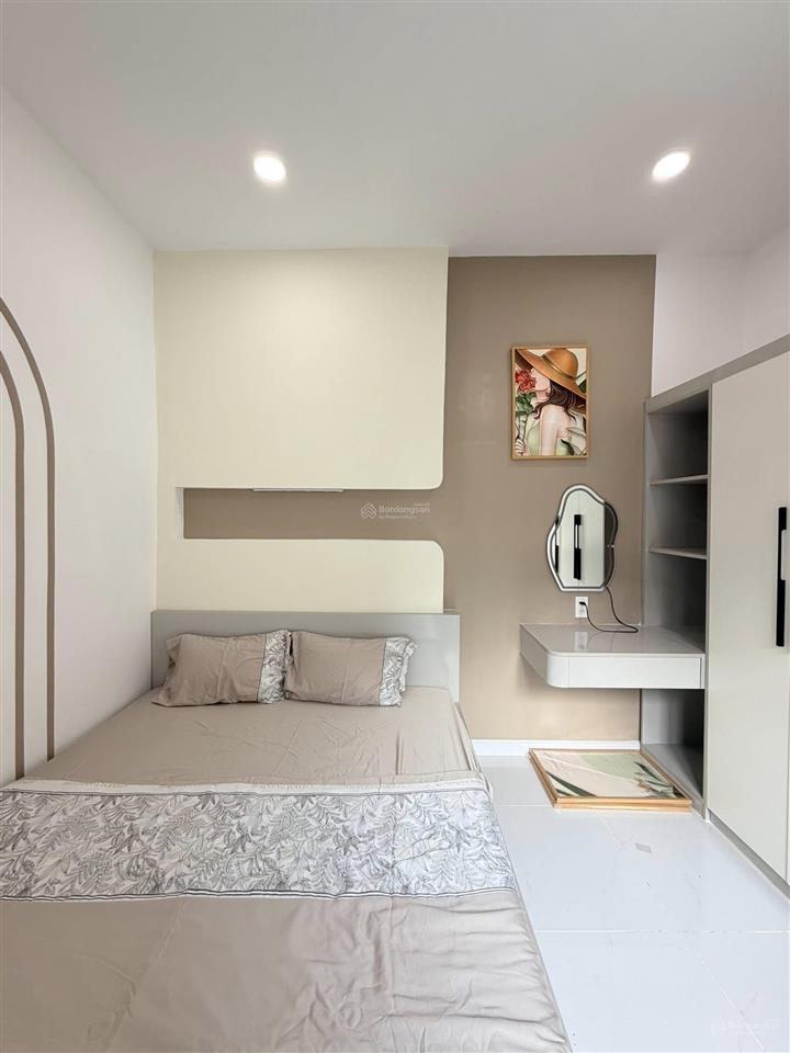 Nhà kha vạn cân giá chỉ 1 tỷ 690  sẵn dòng tiền cho thuê  đầu tư quá tốt!