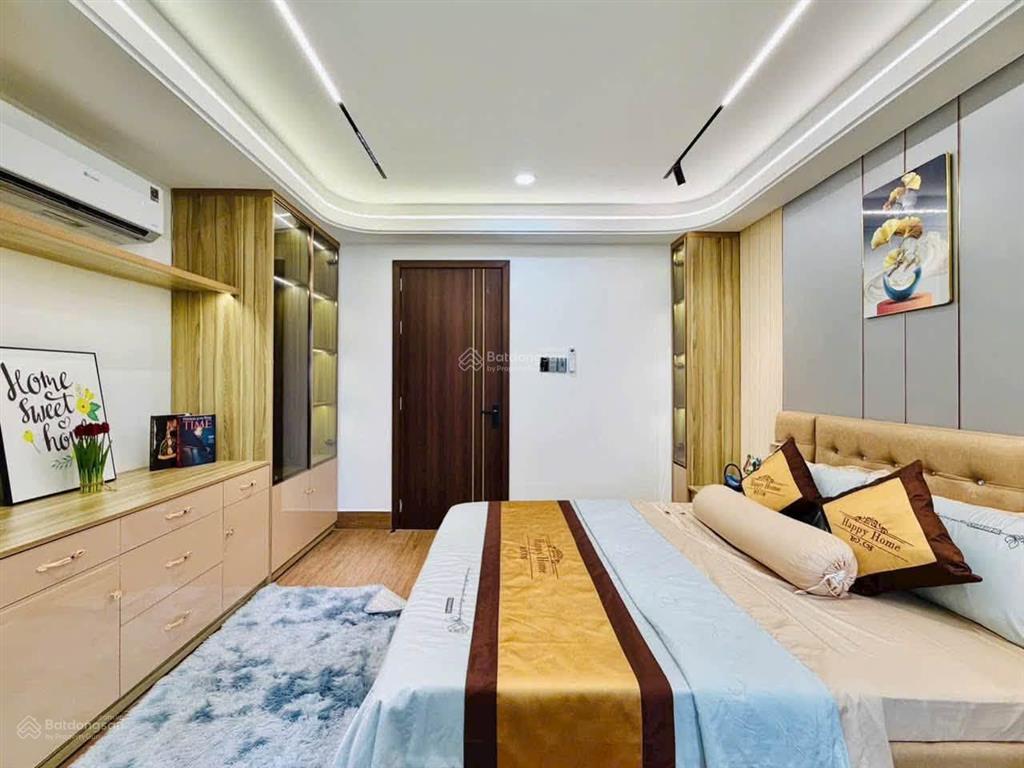 Bán nhà q3  nguyễn thị minh khai  6t650  75m2  đang cho thuê 28tr  shr  full nội thất