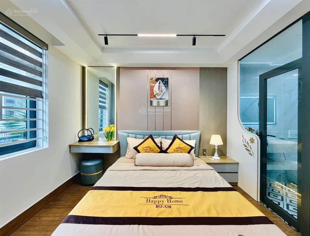 Bán nhà q3  nguyễn thị minh khai  6t650  75m2  đang cho thuê 28tr  shr  full nội thất
