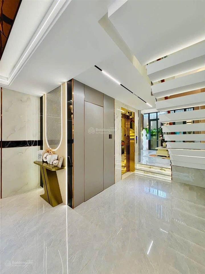 Bán nhà q3  nguyễn thị minh khai  6t650  75m2  đang cho thuê 28tr  shr  full nội thất