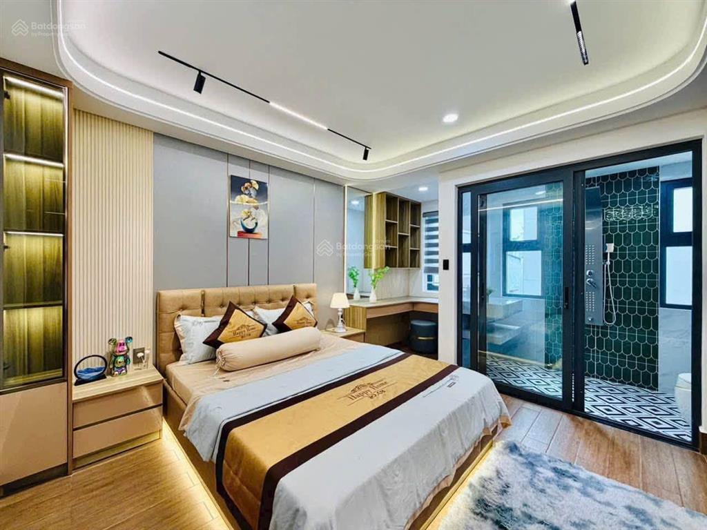 Bán nhà q3  nguyễn thị minh khai  6t650  75m2  đang cho thuê 28tr  shr  full nội thất