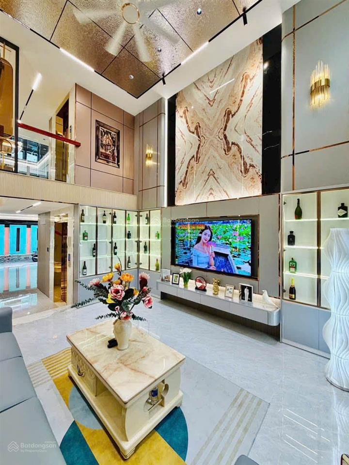 Bán nhà q3  nguyễn thị minh khai  6t650  75m2  đang cho thuê 28tr  shr  full nội thất