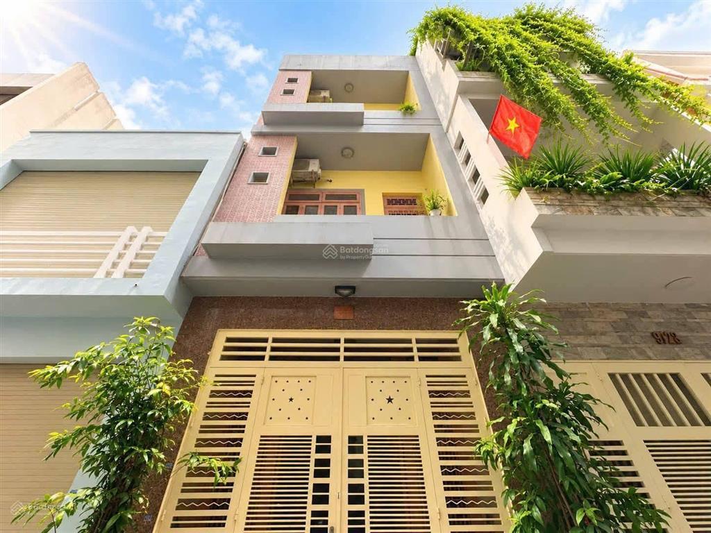 Bán nhà đoàn thị điểm  p. cầu kiệu  3 tầng  giá 3,5 tỷ  shr  công chứng ngay