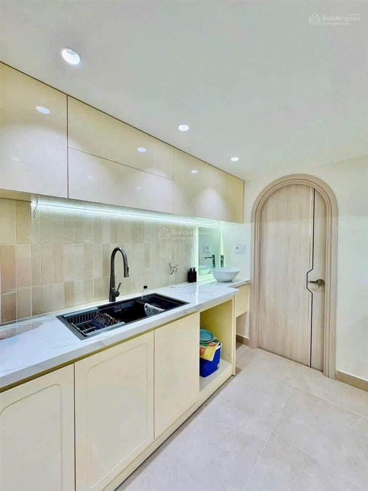 Nhà nguyễn trãi  quận 1  50m2 1 trệt 3 lầu  shr pl chuẩn  full nội thất sẵn