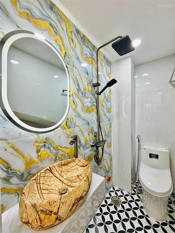 Siêu phẩm (5x10)  3 lầu hxh6m  đỗ xuân hợp, phước long b, 2 tỷ 9 (còn thương lượng), sổ sẵn