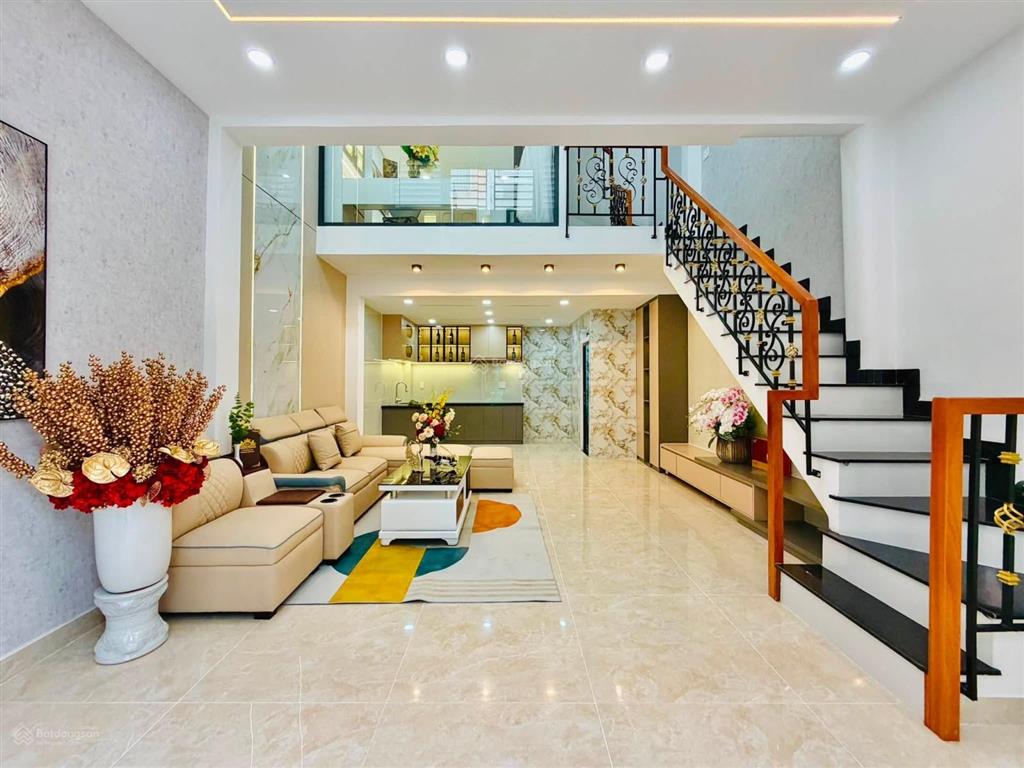 Siêu phẩm (5x10)  3 lầu hxh6m  đỗ xuân hợp, phước long b, 2 tỷ 9 (còn thương lượng), sổ sẵn