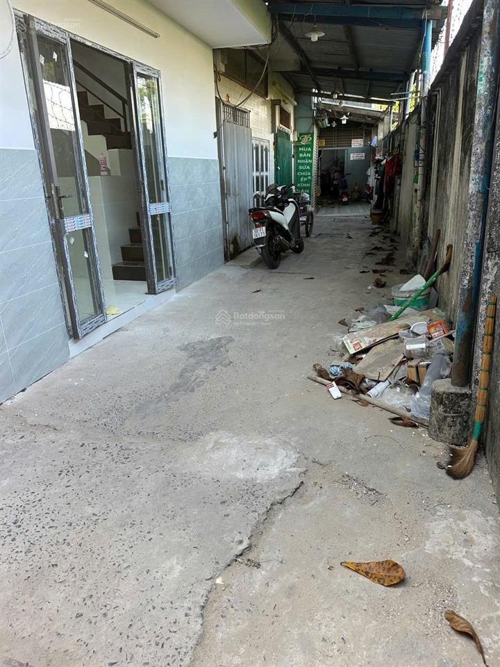 Nhà trung tâm tân phú dưới 3 tỷ  hẻm d9 tây thạnh, 15m² ngang 4.2m cực thoáng