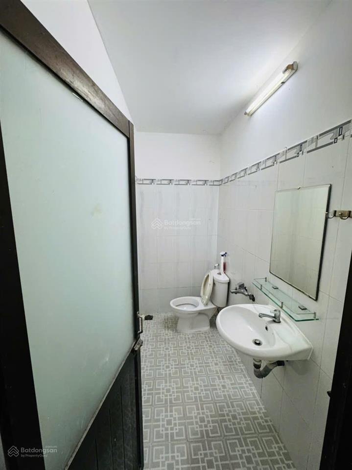 Chủ mệt mỏi cần ra gấp nhà đẹp văn cao, hẻm thông sát hẻm tải, giá chỉ 4.x tỷ