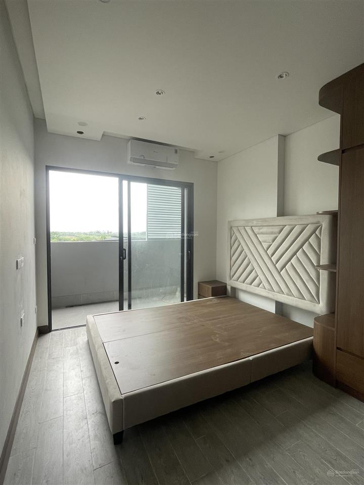 Cho thuê phòng rộng 2528m², nhà mới xây, yên tĩnh, nội thất đầy đủ tiện nghi