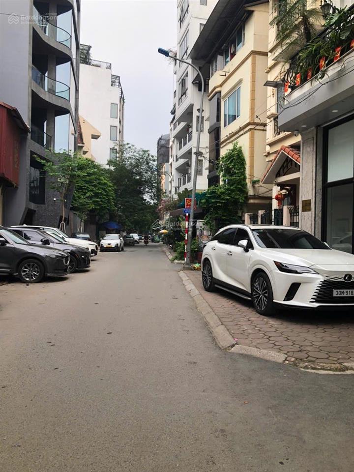 Đẳng cấp phân lô nguyễn chánh cầu giấy 60m2 xây 5 tầng  ô tô tránh  view công viên  ở kd cực đẹp