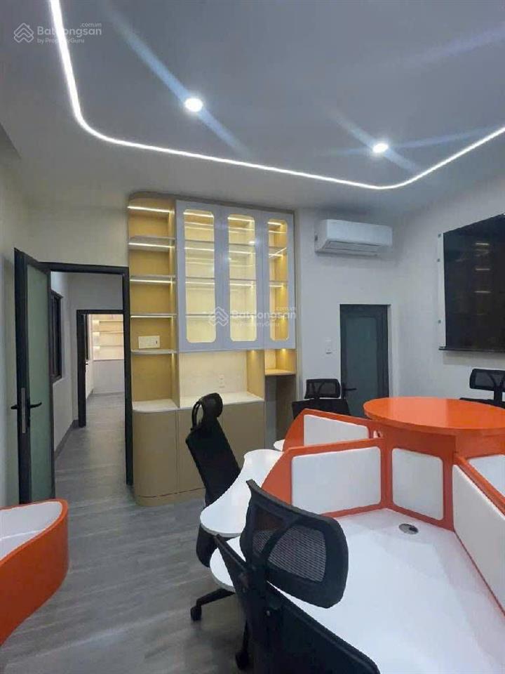 Bán nhà 2 tầng, xe hơi vi vu, gần giáo xứ nhân hoà, siêu thị go trường chinh  63m2  nhỉnh 6 tỷ