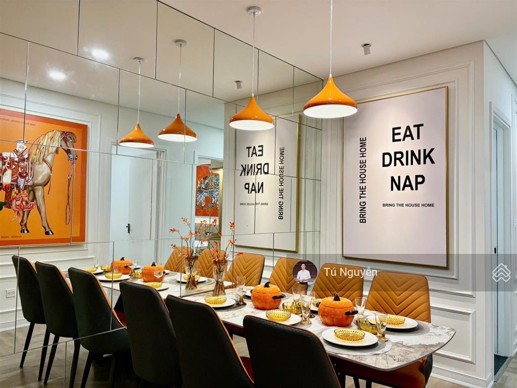 Chính chủ bán căn 2 phòng ngủ, 70m2 c14 bắc hà  tố hữu. giá 5.5 tỷ