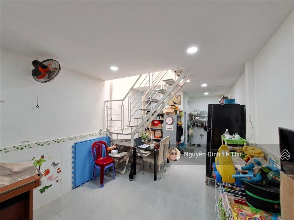 Quận 7, p. tân hưng, lê văn lương, sau lưng lotte mart, 38m2, 2 tầng, 2pn