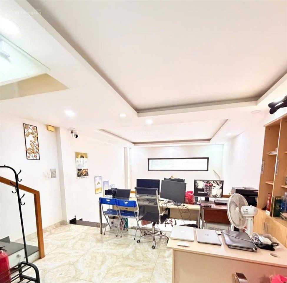 Hot!hot!,hot!!! chủ nhà cần tiền gấp cần thanh lý!