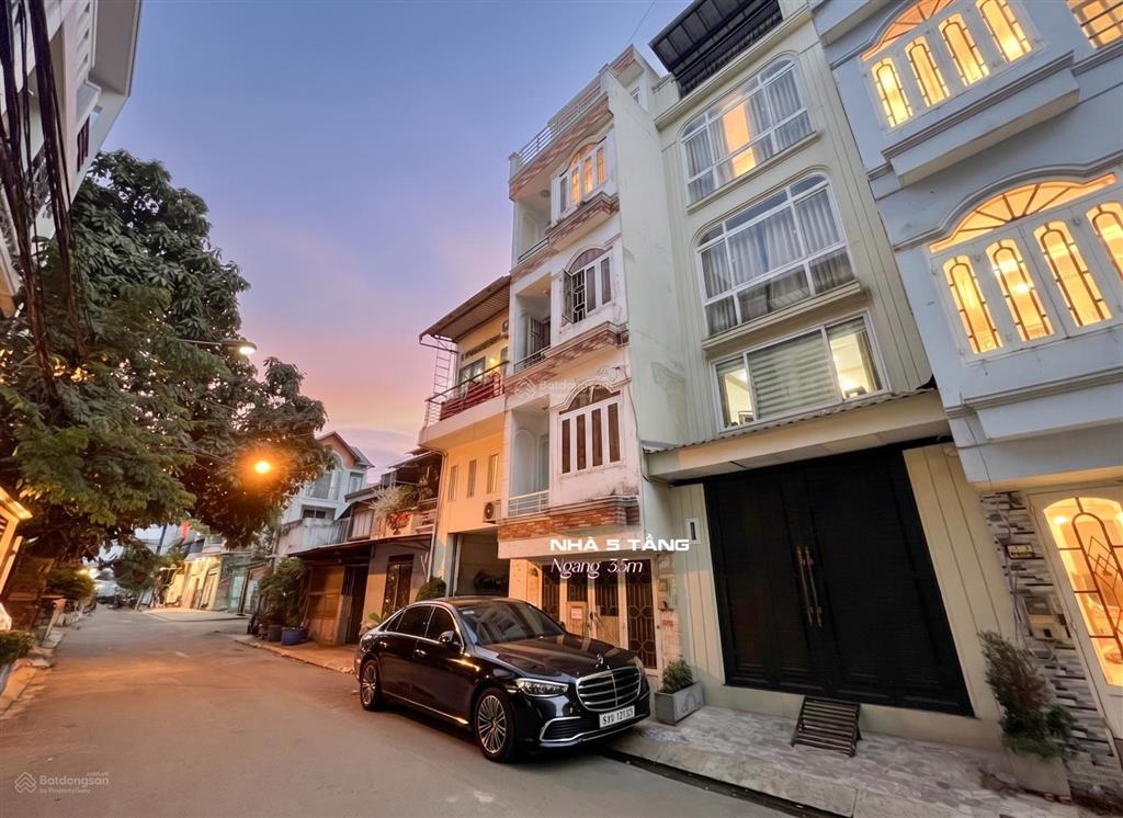 Chỉ 4,55 tỷ nhà 5 tầng ngang 3,5m mặt tiền đường số q. 7 (cũ)