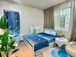 Căn hộ 1pn ngăn bếp 2 cửa sổ trời  giặt riêng  ngay công viên lê văn tám  chợ tân định  đh ueh