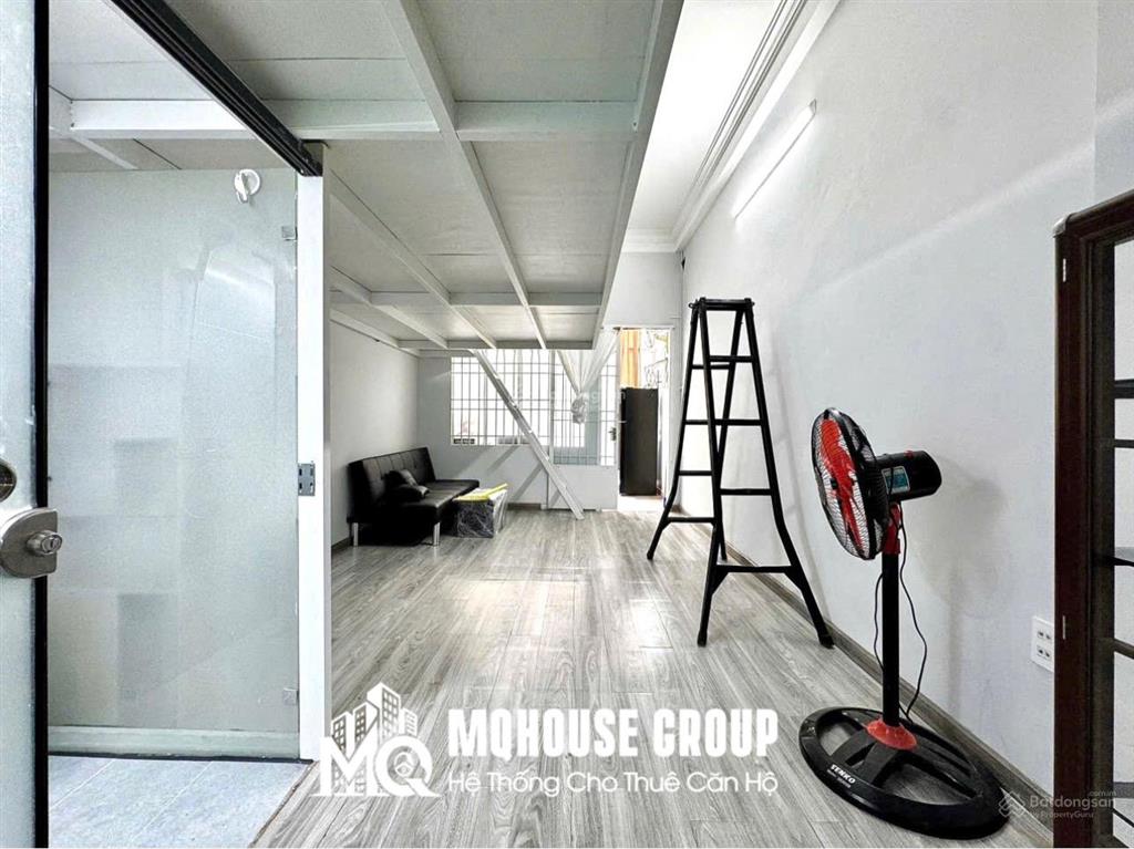 Duplex tách bếp  ban công  giặt riêng  ngay công viên tao đàn  ngã 6 phù đổng  ở được 3 người