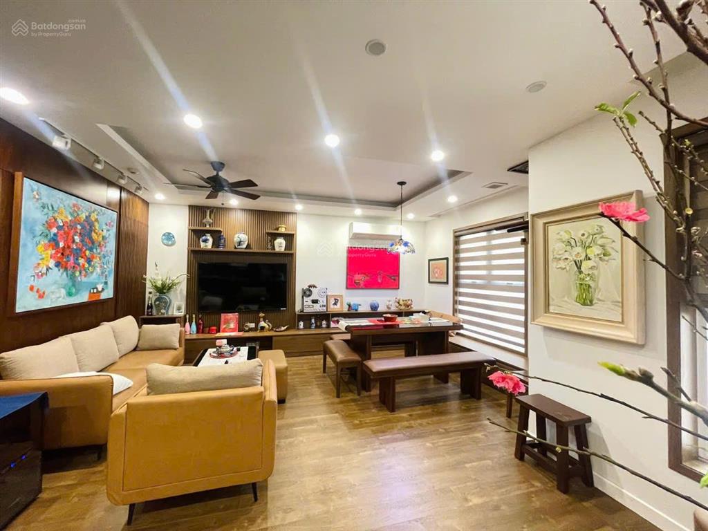 Bán nhà quận long biên nơi có một rừng ngọc quý dòng tiền ổn định diện tích rộng giá nhẹ