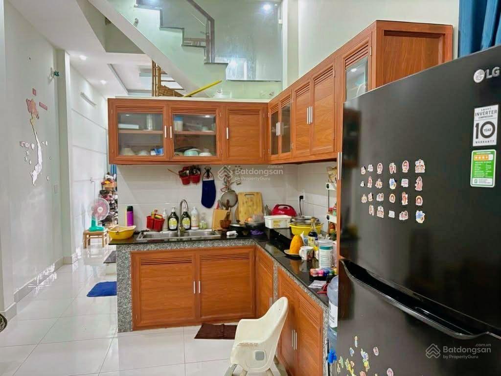 Chốt gấp 4.8 tỷ nhà mặt tiền linh xuân trung tâm thủ đức căn góc 2 mặt tiền