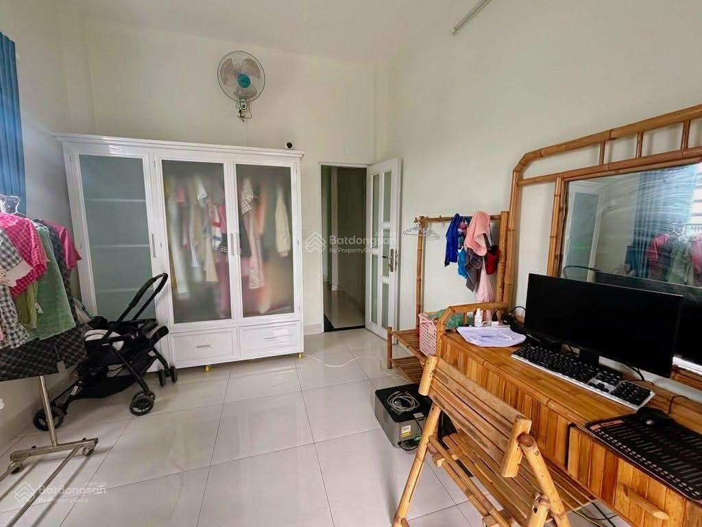 Chốt gấp 4.8 tỷ nhà mặt tiền linh xuân trung tâm thủ đức căn góc 2 mặt tiền