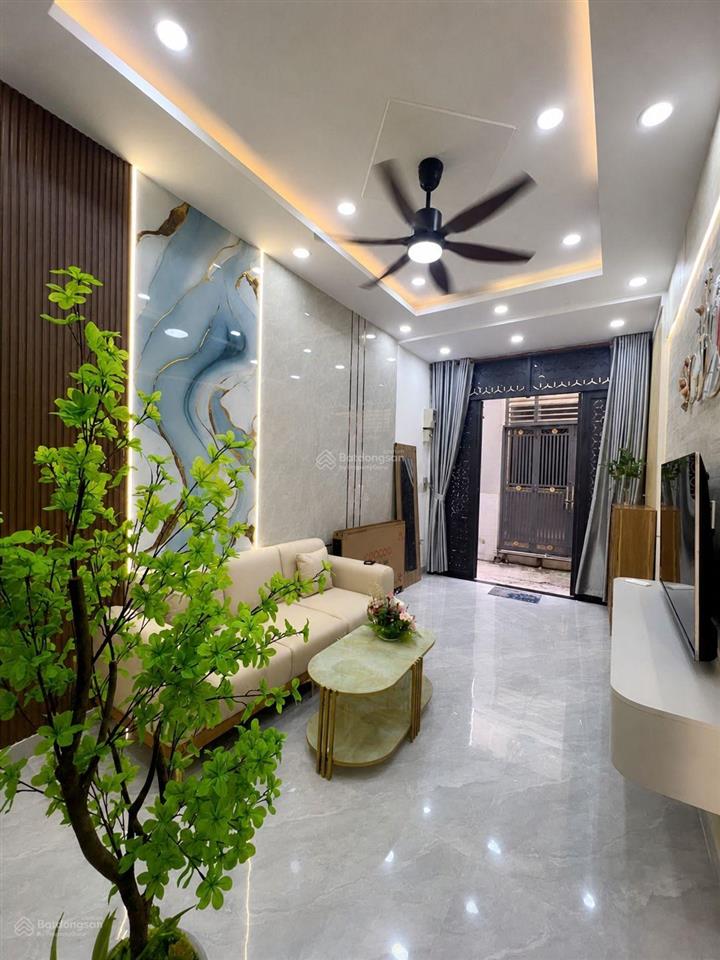 Bán gấp nhà gò vấp đường quang trung, hxh, shr dt 36,2m 1 trệt 1 lầu 3 phòng ngủ giá 3 tỷ 1