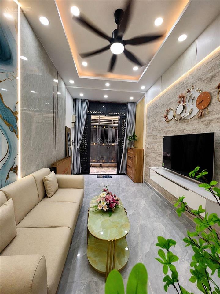 Bán gấp nhà gò vấp đường quang trung, hxh, shr dt 36,2m 1 trệt 1 lầu 3 phòng ngủ giá 3 tỷ 1