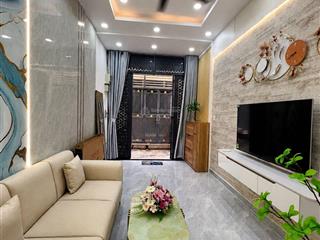 Bán gấp nhà gò vấp đường quang trung, hxh, shr dt 36,2m 1 trệt 1 lầu 3 phòng ngủ giá 3 tỷ 1
