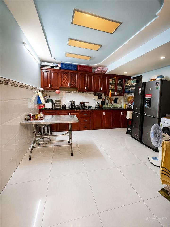 Chủ cần xoay tiền bán gấp nhà gò vấp,đường nguyễn oanh dt 4x10 cn 40m,hxh,shr, giá 2 tỷ 8