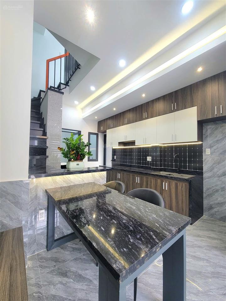 Nhà nguyễn văn lượng gò vấp, hẻm 5m xe hơi, shr riêng,gần lottel mart gò vấp giá chỉ 3 tỷ 5.