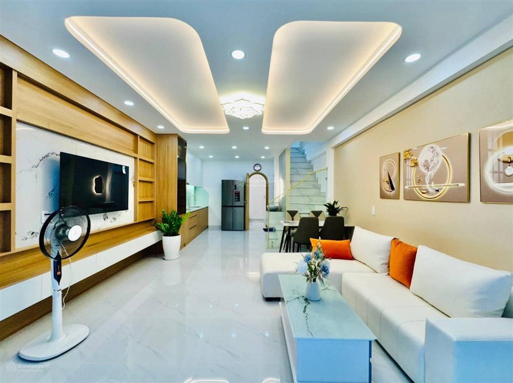 Nhà đẹp 3 tỷ 38 quang trung p10 gò vấp, 3pn full nội thất, hẻm xe hơi 5m3,shr ,gần ngã 6 gò vấp.
