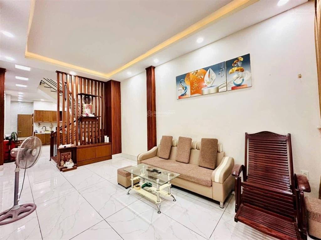 Nhà bình thạnh bán gấp giá 2 tỷ 9 dt 52m hẻm xe hơi 4.7m pháp lý chuẩn shr xem nhà ngay thiện chí !