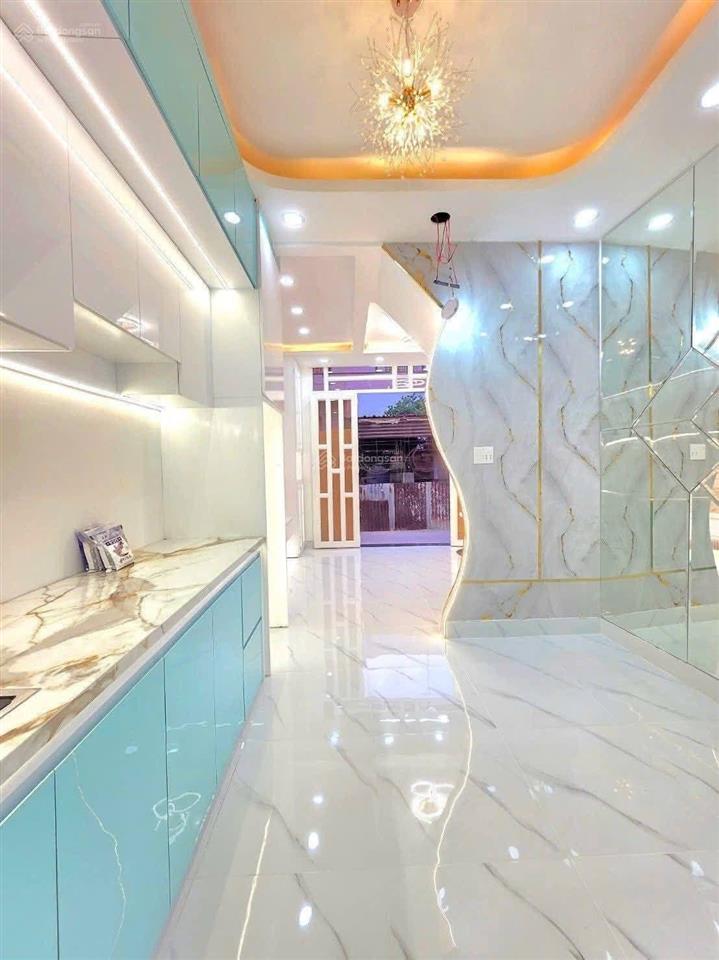 Chỉ với 2 tỷ 8 đã sở hữu ngay nhà gò vấp, đường nguyễn kiệm, p.3.
hẻm 3,4m xe ra vào thoải mái, shr