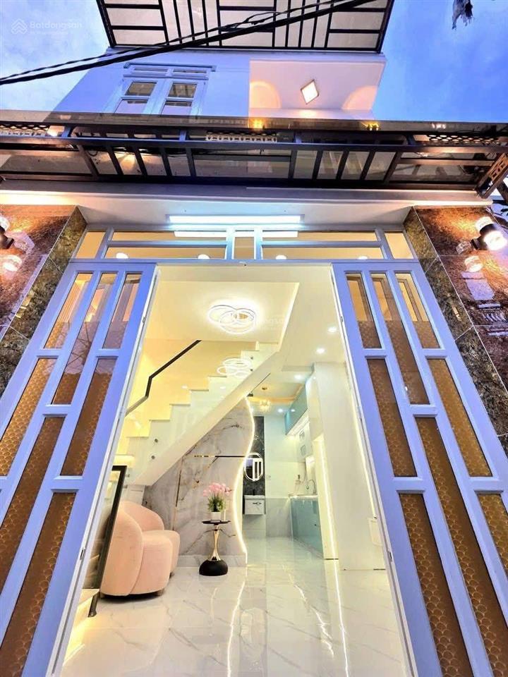 Chỉ với 2 tỷ 8 đã sở hữu ngay nhà gò vấp, đường nguyễn kiệm, p.3.
hẻm 3,4m xe ra vào thoải mái, shr