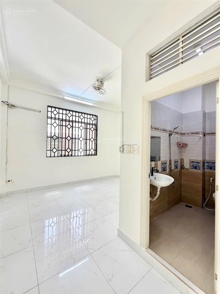 Cho thuê nhà khu tên lửa mặt tiền kinh doanh giá tốt 4.5x18m 3.5 tấm nhà mới chỉ 20tr