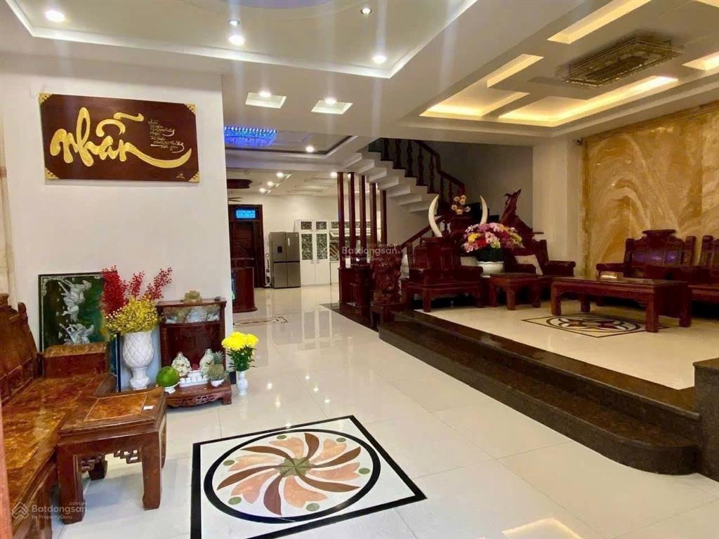 Bán biệt thự cao cấp khu tên lửa mặt tiền đường số 6a phường btđ b 10x20m 3 tấm đủ nội thất 31 tỷ